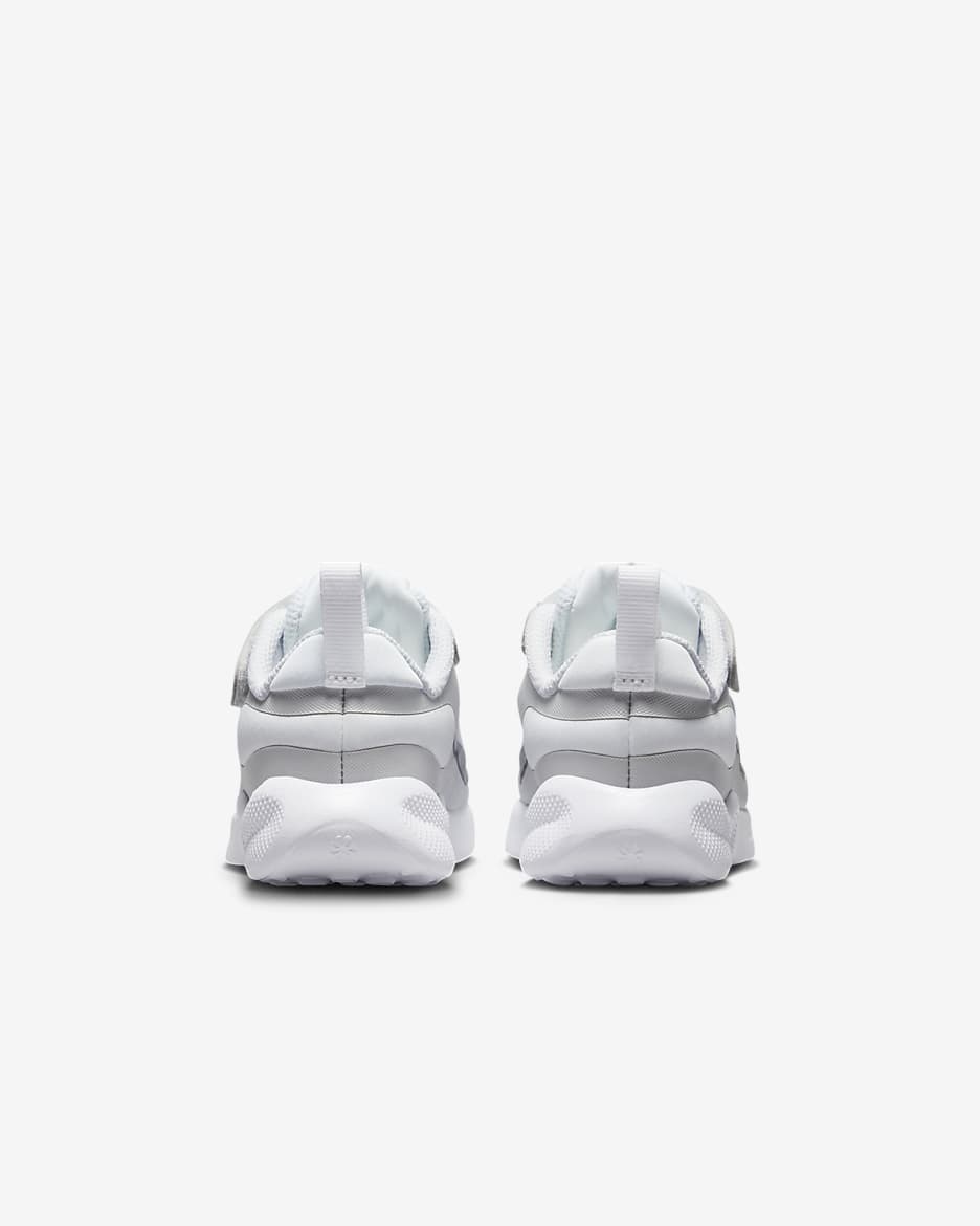 Nike revoluti s 4 fashion infant white